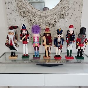 Festive Nutcracker Figurine Set - Multicolor